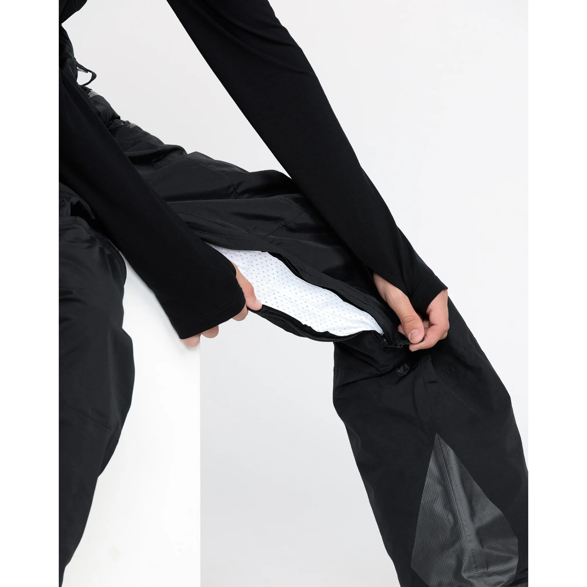 Volcom Rain Gore-Tex Bib Overalls 2026 - Image 8