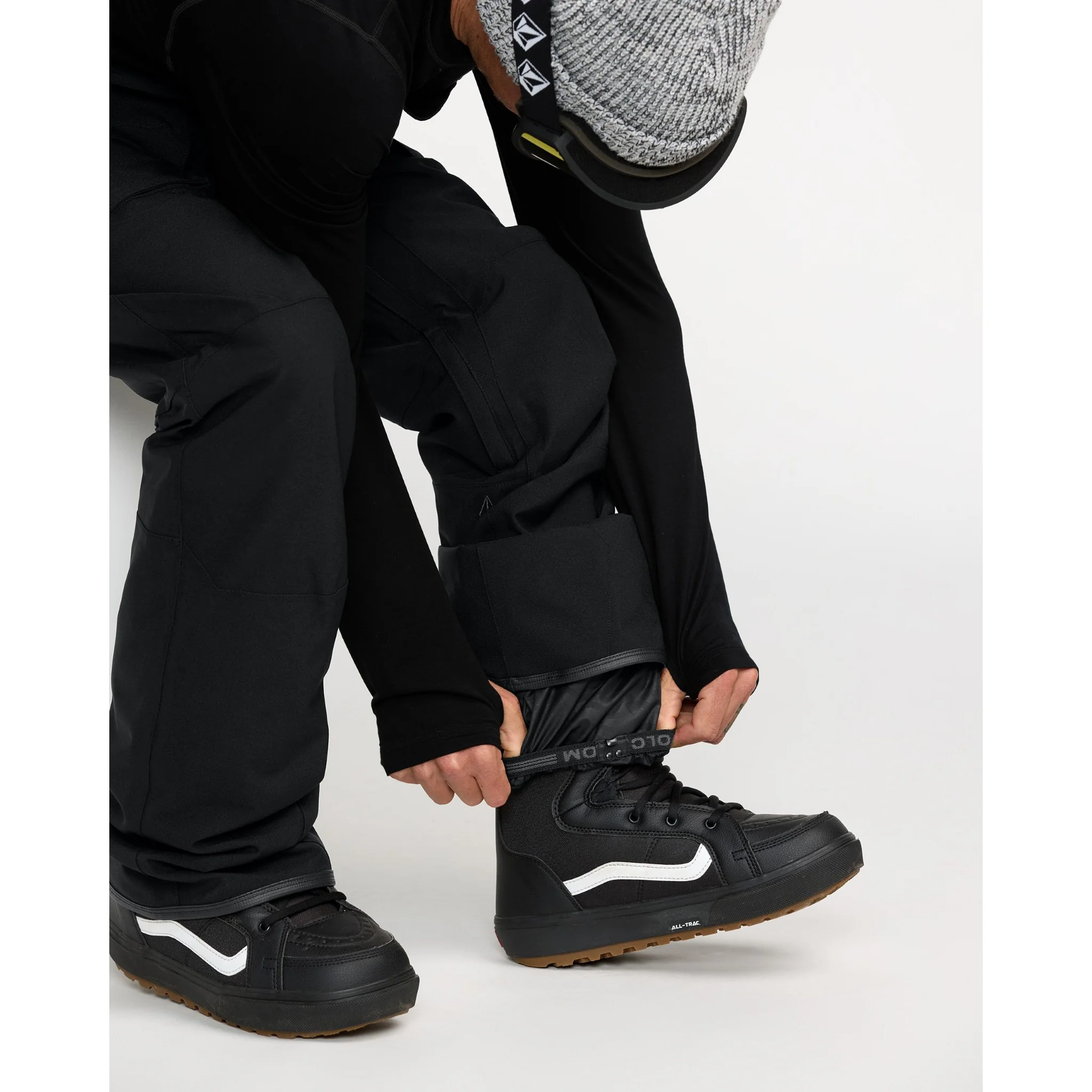 Volcom Roan Shell Bib Overall 2026 - Image 9