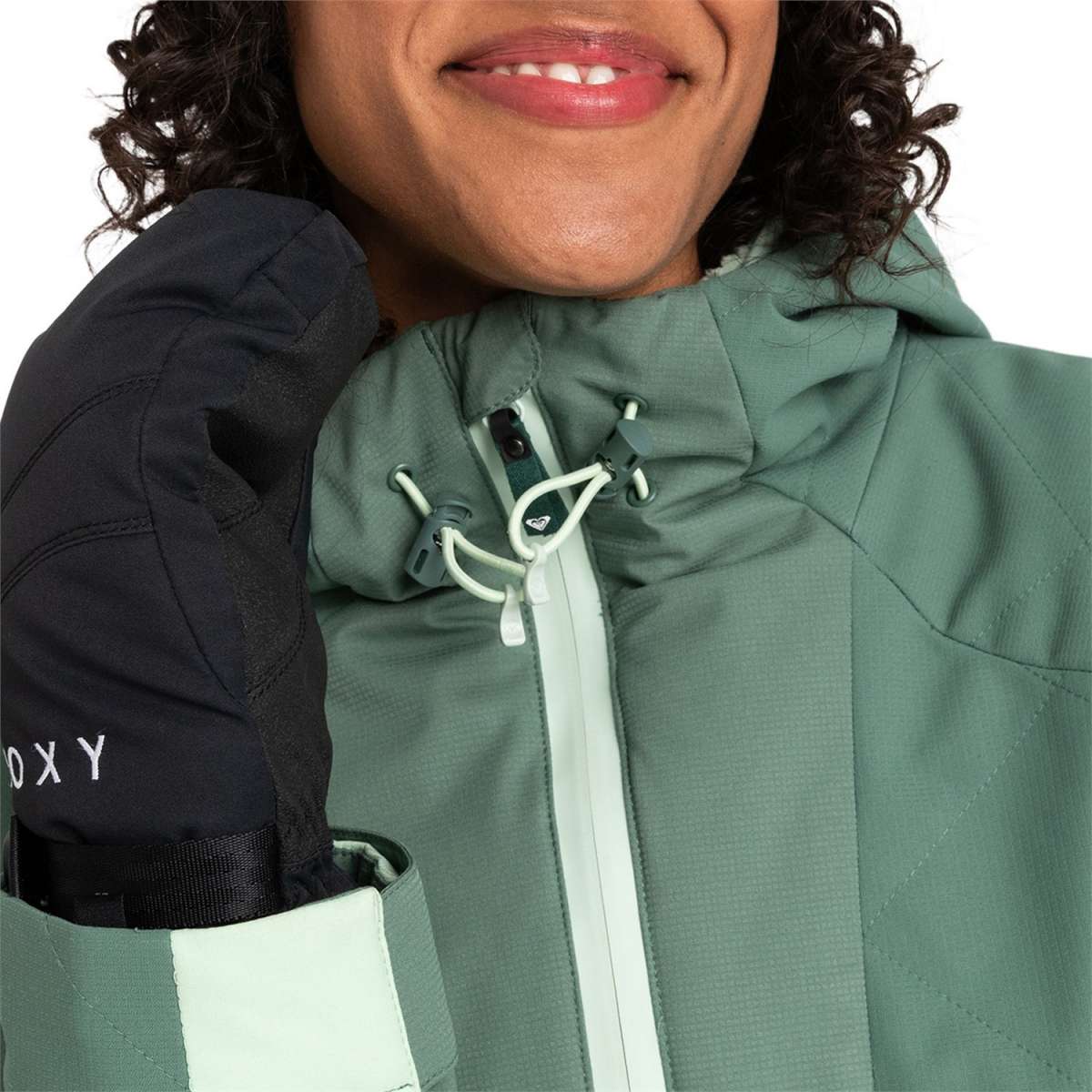 Roxy Women's Radiant Lines Pullover Jacket 2024 - Image 7