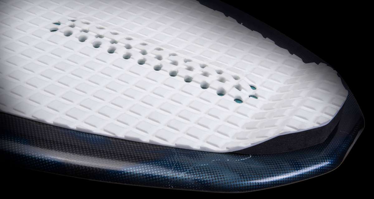 Hyperlite Storm Wakesurf Board 2022 - Image 3