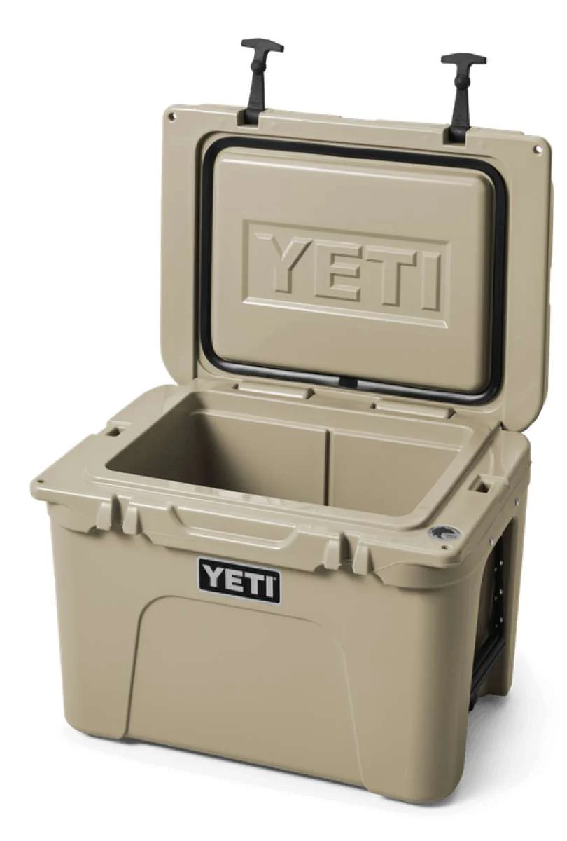 Yeti Tundra 35 Hard Cooler - Image 3